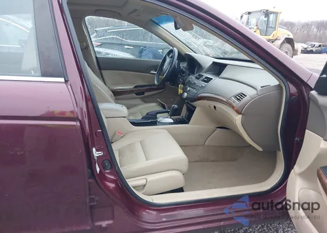 2008 Honda Accord 2.4 Ex-L from USA, damaged, VIN 1HGCP26838A100697